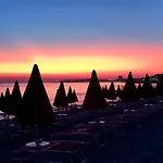 فندق مبيت وإفطار Jonica 3*