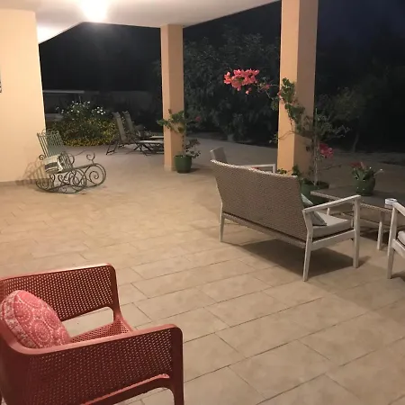 Jonica Bed & Breakfast 3*